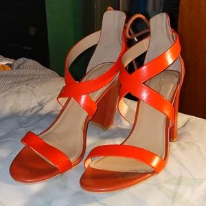 Eva Mendes heels
NWT/NEW
New York & Company